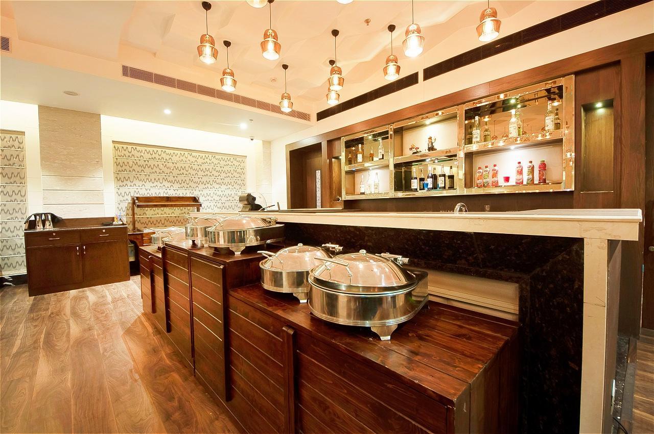 Hotel The Palm Court Ludhiana Exterior foto